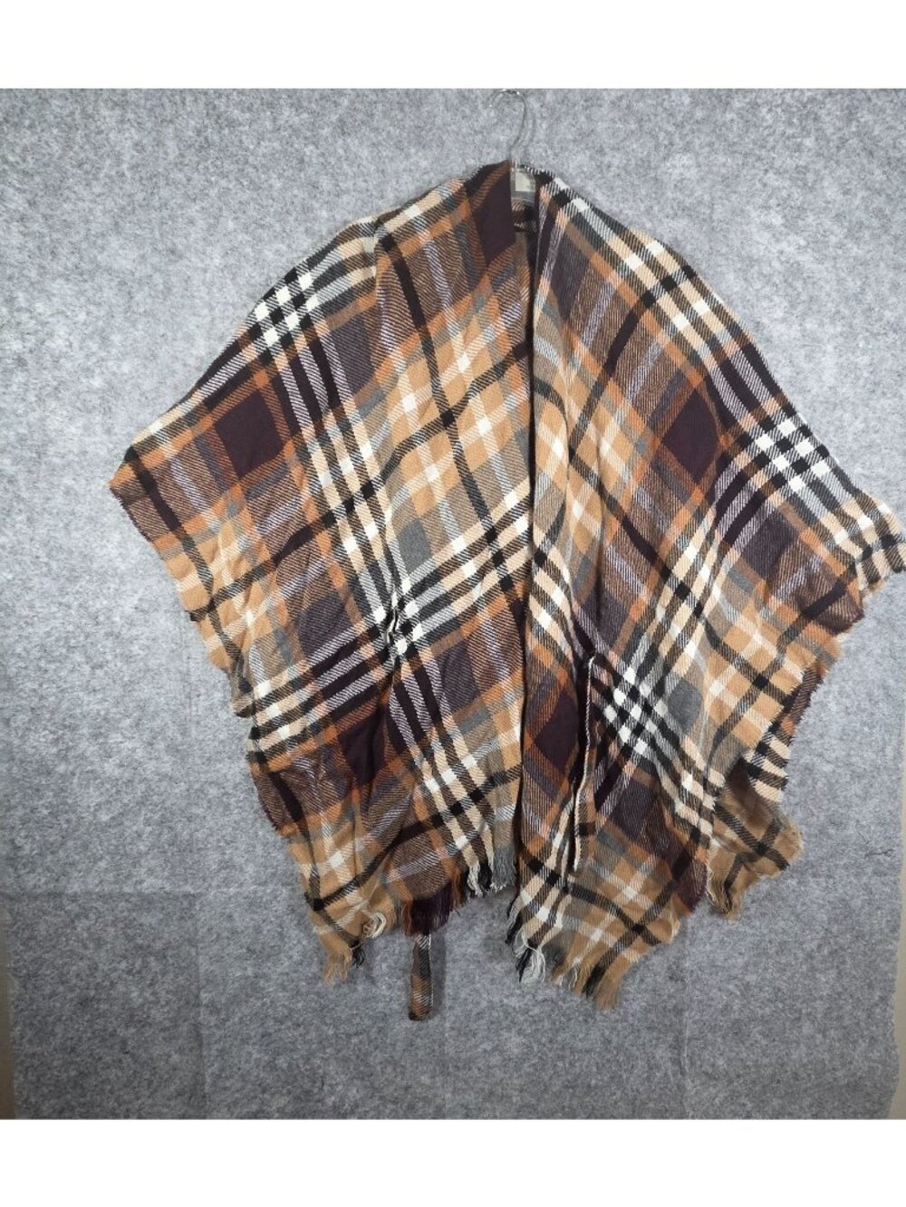 David and Young Women's Cape Shawl Plaid Brown One Size Outerwear Academia